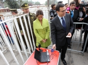 Ministro Hinzpeter visitó Estadio Nacional e inspeccionó funcionamiento de nuevo sistema para ingreso de hinchas empadronados