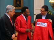 Pelé mostró su apoyo al Plan Estadio Seguro impulsado por el Gobierno y el Ministerio del Interior