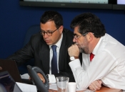 Ministro Hinzpeter y subsecretario Ubilla exponen antecedentes del proceso de entrega de beneficios a exonerados políticos ante la Comisión de Trabajo