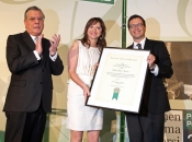Ministro Rodrigo Hinzpeter encabezó entrega de Premio de Periodismo Carmen Puelma Accorsi