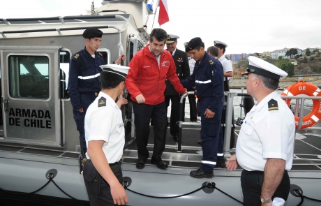 Con ejercicio de fiscalizacón de cargas y embarcaciones en el puerto de Valparaíso culminó primer curso de interdicción marítima