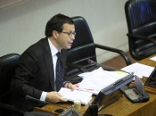Ministro Hinzpeter expuso durante aprobación en el Senado de proyecto de ley que crea Registro de Prófugos