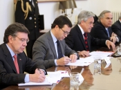 Ministro Hinzpeter destacó alcances de estrategia social para La Araucanía anunciada por Presidente Piñera