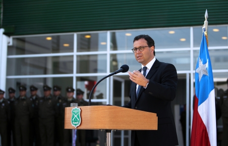 Ministro Rodrigo Hinzpeter inauguró nuevas dependencias de 5ª Comisaría de Conchalí y destacó avances en reconstrucción