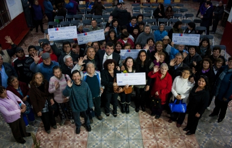 Organizaciones de Cerro Navia reciben $78 millones para implementar proyectos sociales