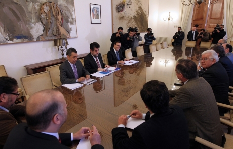 Ministro Hinzpeter y subsecretario Ubilla encabezaron nueva reunión con partidos políticos de cara a las elecciones municipales