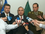 Vicepresidente de la República visita Departamento de Análisis Criminal de Carabineros y reitera que “el objetivo del Gobierno es avanzar en dar más seguridad a las familias chilenas”