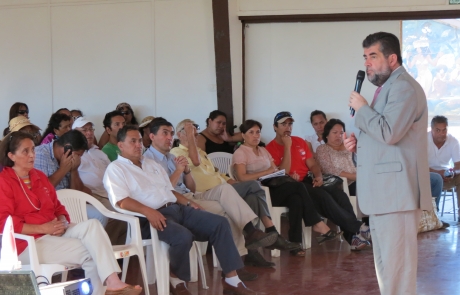 Comienza proceso de consulta ciudadana para definir futura ley de control migratorio en Isla de Pascua