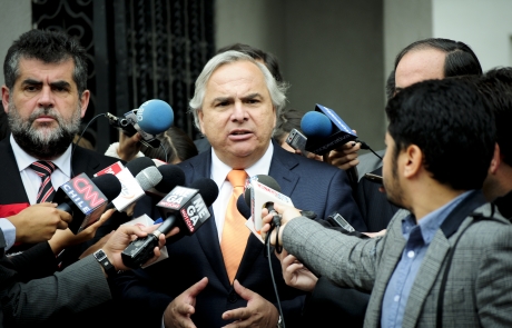 Ministro Andrés Chadwick valora formalización por delito terrorista de sospechoso de atentados en La Araucanía