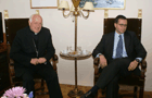 Ministro del Interior se reunió con monseñor Ricardo Ezzati y Natividad Llanquileo